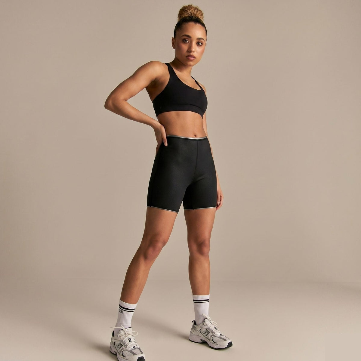 Programme musculation femme débutante : plan 12 semaines à la maison