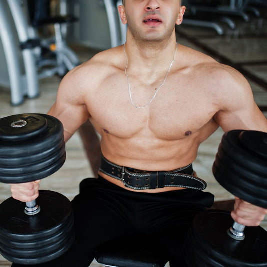 Homme musclé sport