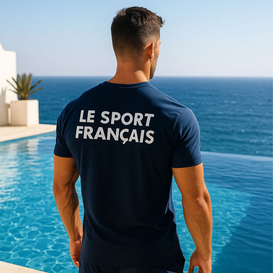 Homme portant un t-shirt le sport français