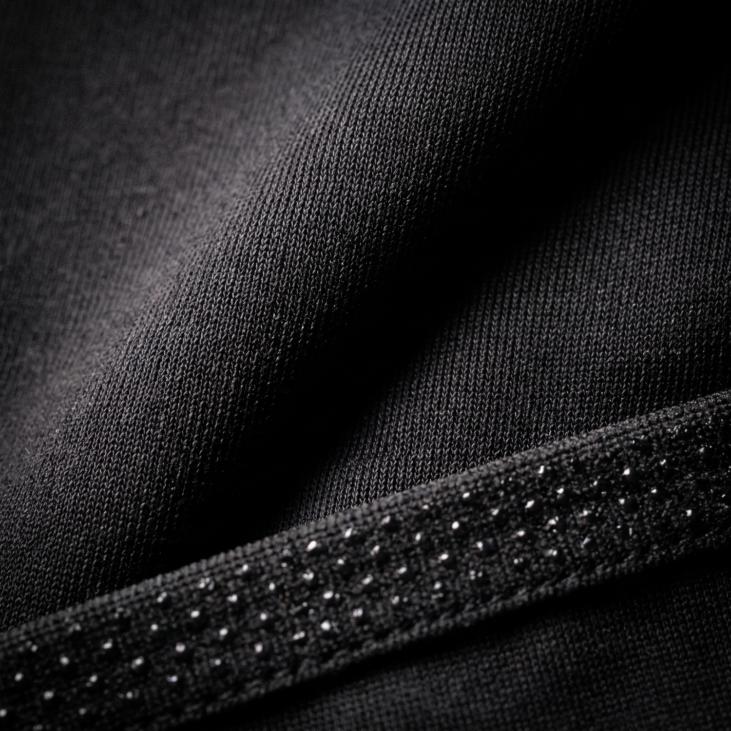 Collant de compression homme 3/4 — gros plan sur les finitions