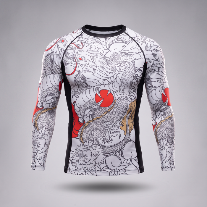 Rashguard manches longues UPF 50+ motif koï — packshot studio